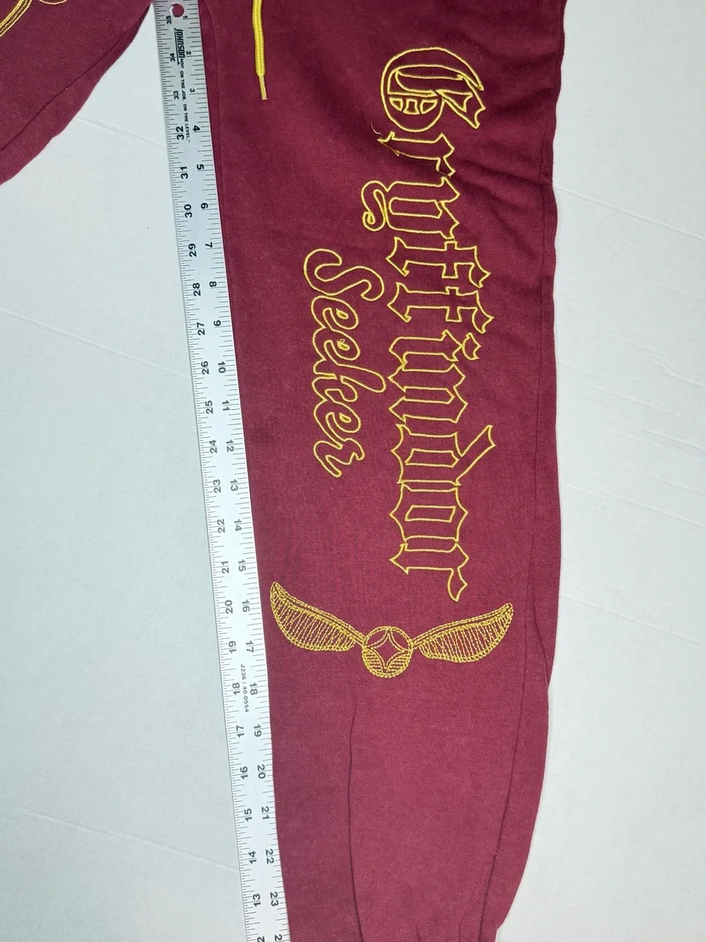 Warner Bros. Maroon & Gold Gryffindor Seeker Joggers